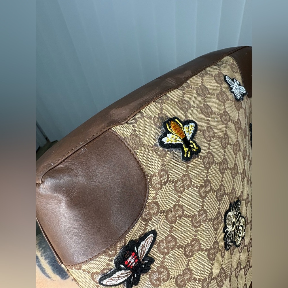 Gucci Tan and Brown Monogram Shoulder Bag - Picture 13 of 16